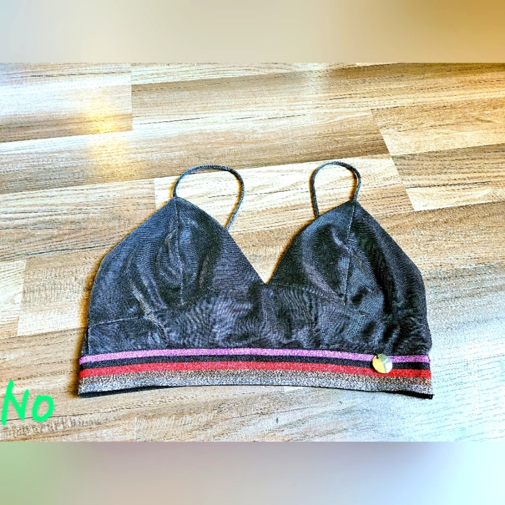 Italian Designer Top - Picture 2 of 13